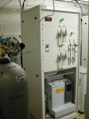 大気1,1,1-トリクロロエタン・大気四塩化炭素観測装置（綾里）