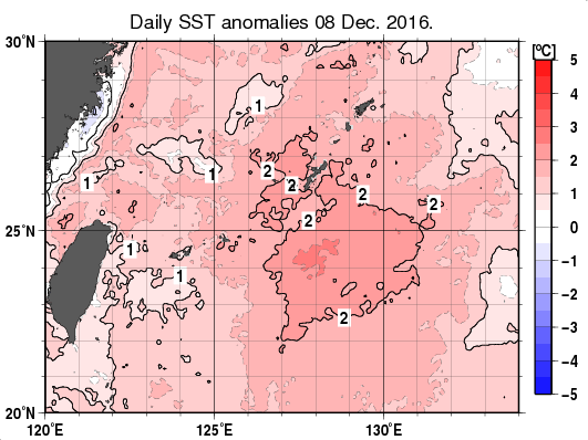沖縄周辺海域の海面水温平年差分布図（12月8日）