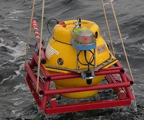 自己浮上式海底地震計