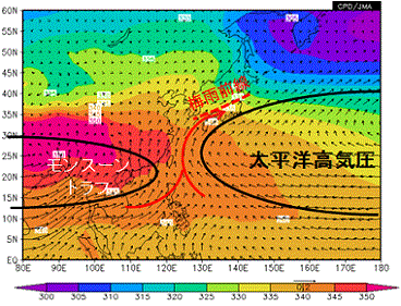 ７月の対流圏下層の水蒸気フラックスと相当温位の平年値