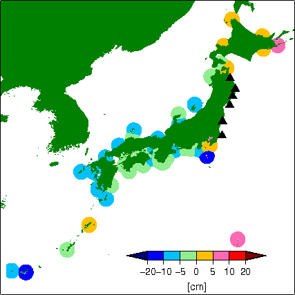 月平均潮位偏差分布