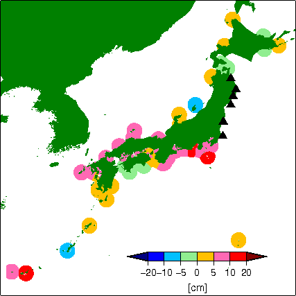 月平均潮位偏差分布
