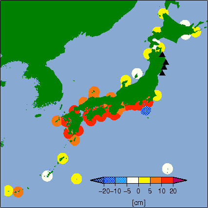 月平均潮位偏差分布