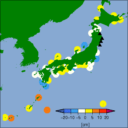 月平均潮位偏差分布