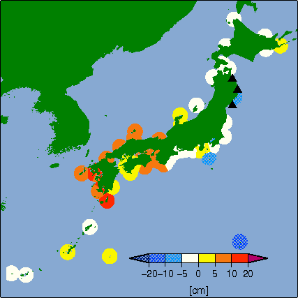 月平均潮位偏差分布