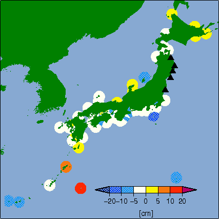 月平均潮位偏差分布
