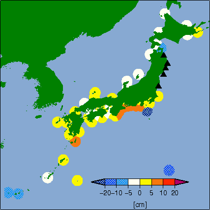 月平均潮位偏差分布