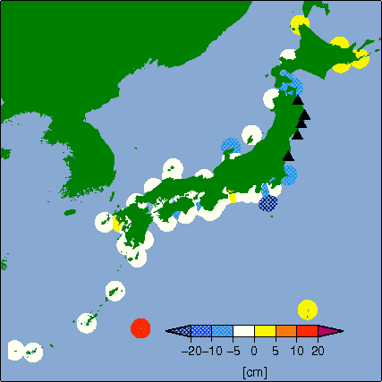 月平均潮位偏差分布