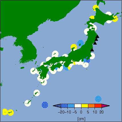 月平均潮位偏差分布
