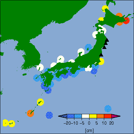 月平均潮位偏差分布