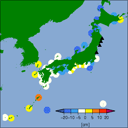 月平均潮位偏差分布