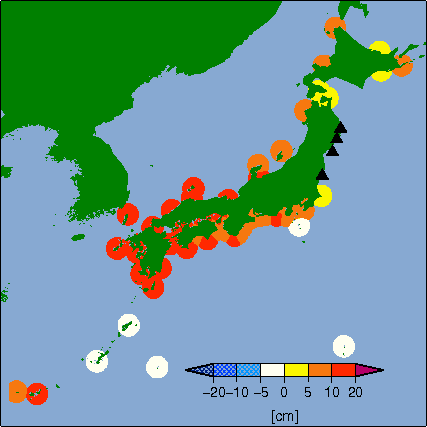 月平均潮位偏差分布