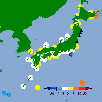 月平均潮位偏差分布