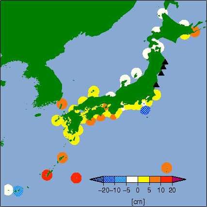 月平均潮位偏差分布