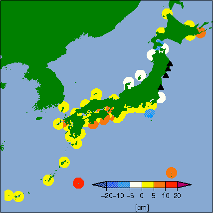 月平均潮位偏差分布