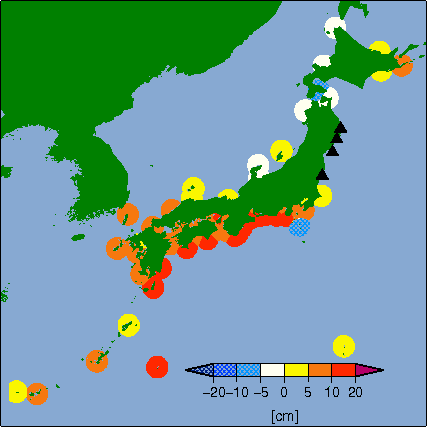 月平均潮位偏差分布
