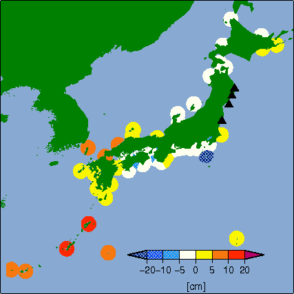 月平均潮位偏差分布
