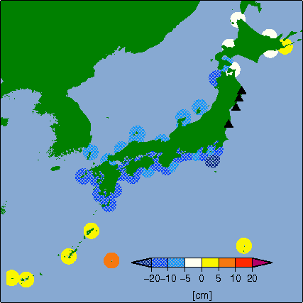 月平均潮位偏差分布