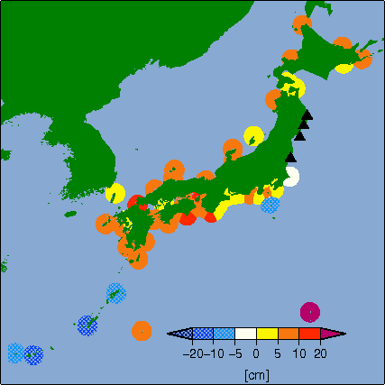 月平均潮位偏差分布