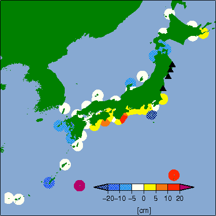 月平均潮位偏差分布