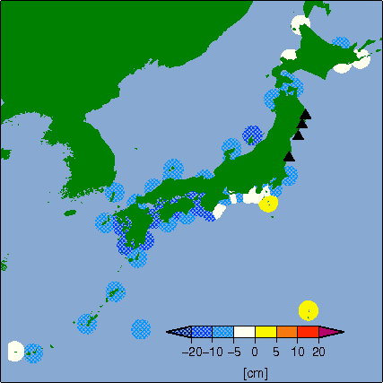 月平均潮位偏差分布