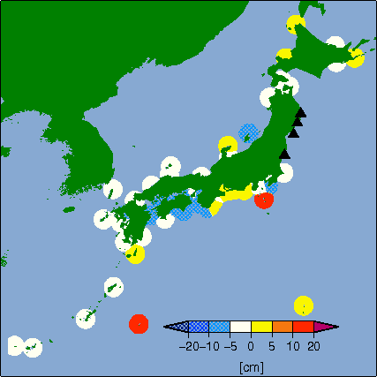 月平均潮位偏差分布