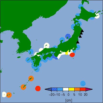 月平均潮位偏差分布