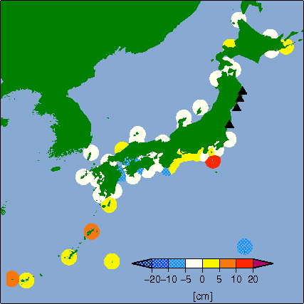 月平均潮位偏差分布