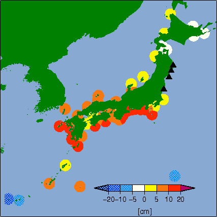 月平均潮位偏差分布