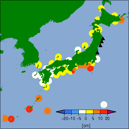 月平均潮位偏差分布