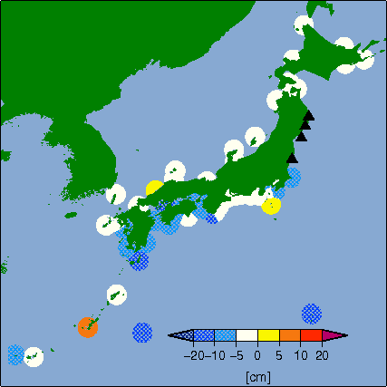 月平均潮位偏差分布