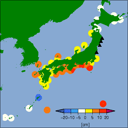 月平均潮位偏差分布