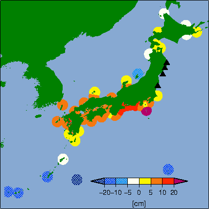 月平均潮位偏差分布