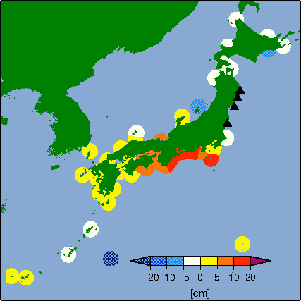 月平均潮位偏差分布