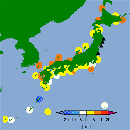 月平均潮位偏差分布