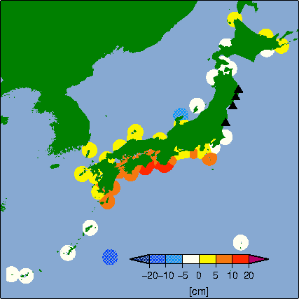 月平均潮位偏差分布