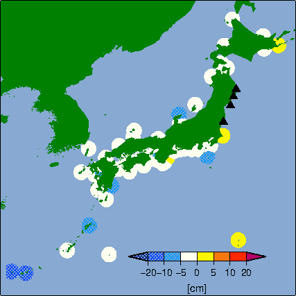月平均潮位偏差分布