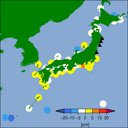 月平均潮位偏差分布
