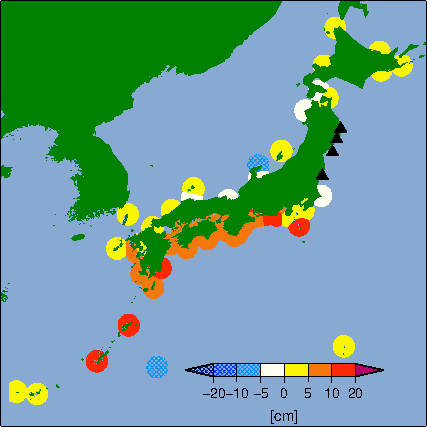 月平均潮位偏差分布