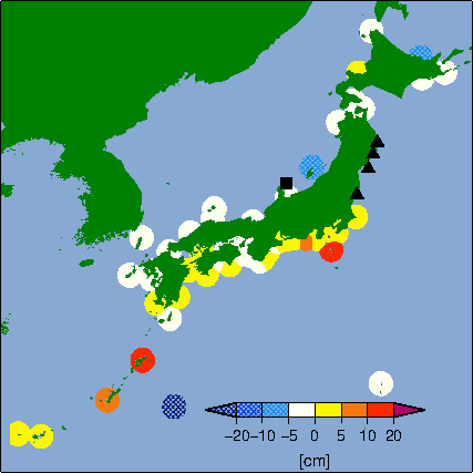 月平均潮位偏差分布