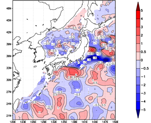 海面~740m月平均表層水温偏差分布