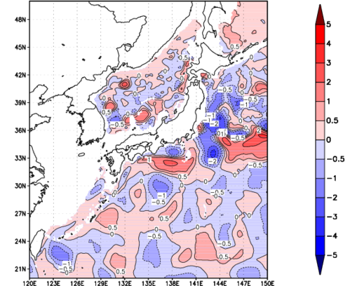 海面~740m月平均表層水温偏差分布