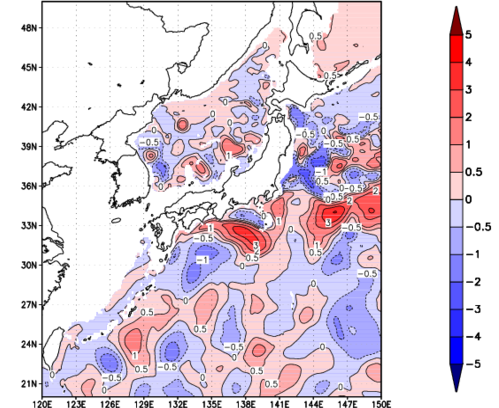 海面~740m月平均表層水温偏差分布