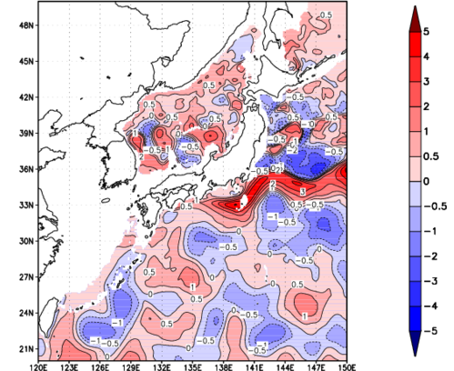 海面~740m月平均表層水温偏差分布