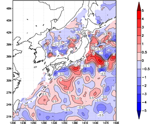 海面~740m月平均表層水温偏差分布