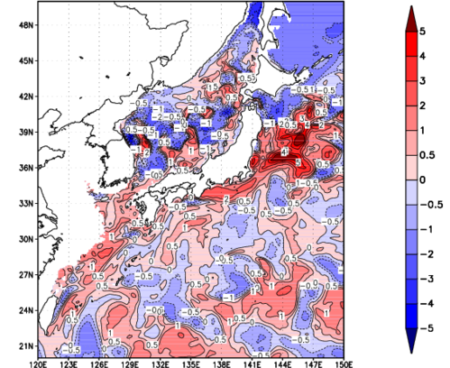 海面~100m月平均表層水温偏差分布