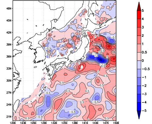 海面~740m月平均表層水温偏差分布