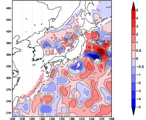 海面~740m月平均表層水温偏差分布