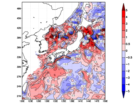 海面~100m月平均表層水温偏差分布