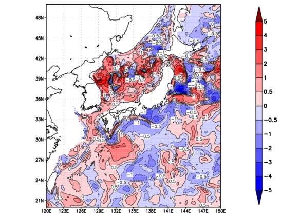 海面~100m月平均表層水温偏差分布